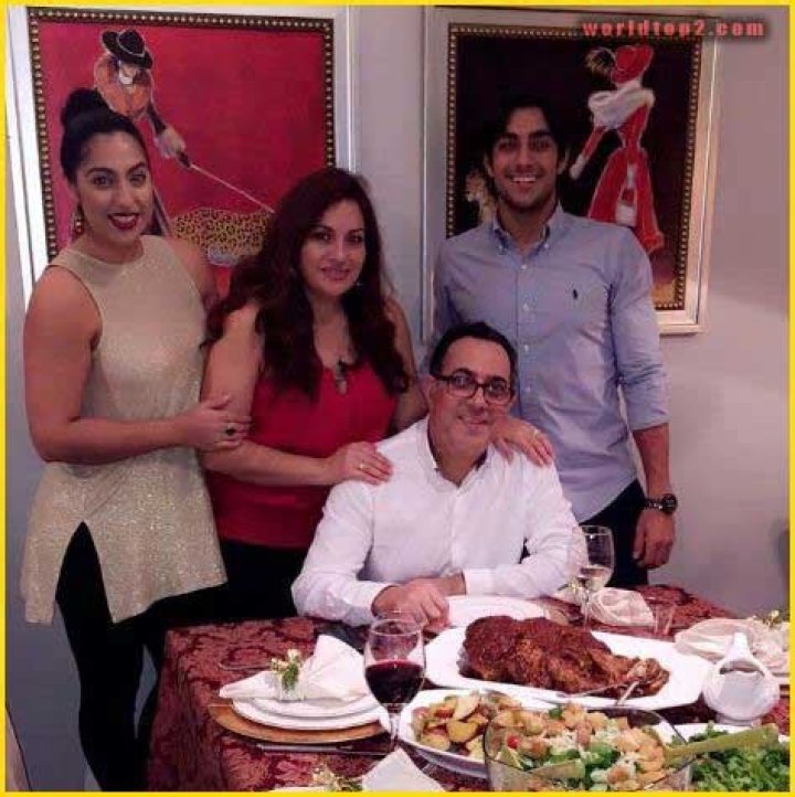 Eman Esfandi Wiki, Age, Biography, Parents, Girlfriend, Nationality, Net Worth ·